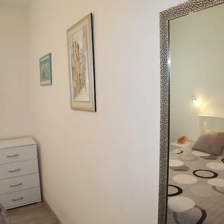 Kumquats Apartment